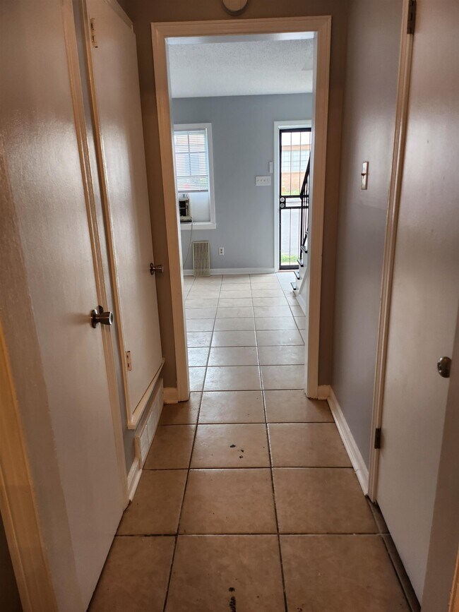 Building Photo - 3176 Raleigh Millington Rd