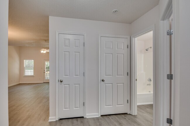 Building Photo - 513 Brians Way