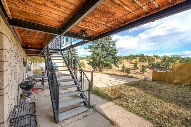 Building Photo - 14783 S Wandcrest Dr