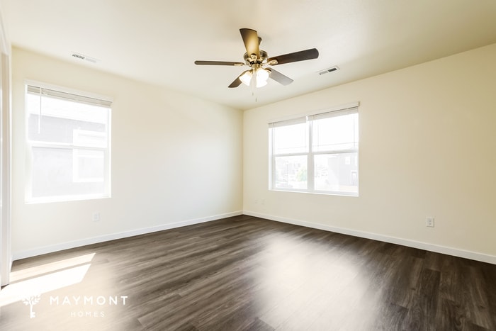 Building Photo - 13521 Oneida Ln