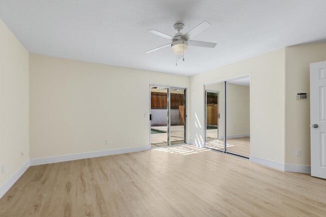 Building Photo - 53405 Avenida Rubio