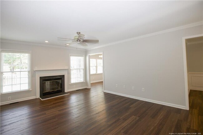 Building Photo - 184 Olde Farm Rd