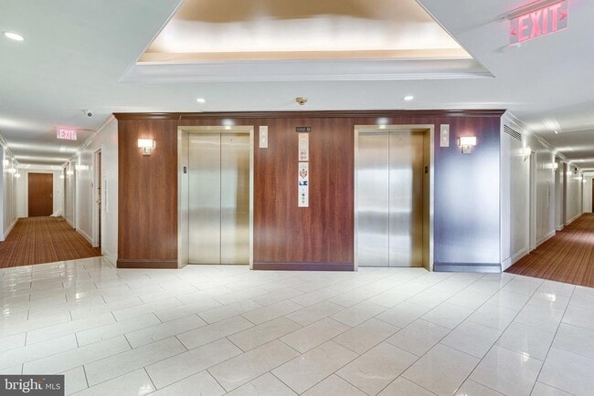 Building Photo - 955 26th St NW