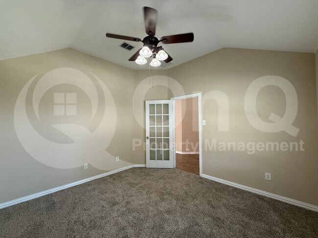 Building Photo - 1921 Highland Haven Ln