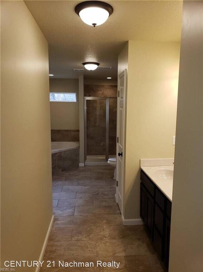 Building Photo - 4 br, 3 bath House - 1517 Colon Avenue