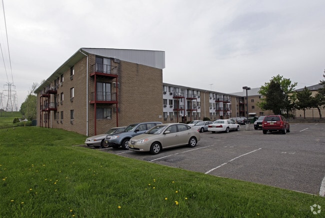 Building Photo - Nutley Crossings