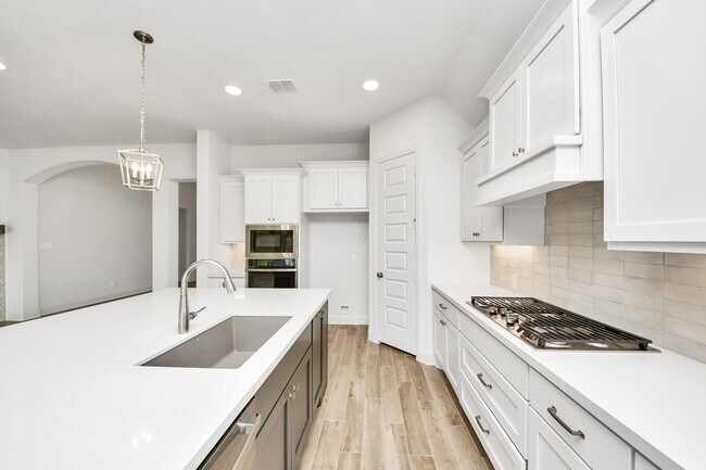 Building Photo - 2719 Country Ln