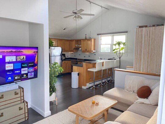 Building Photo - 17 Millett St