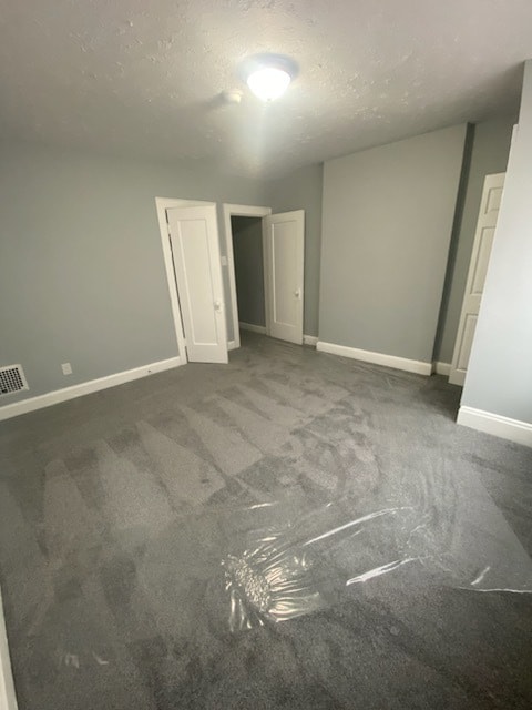 Building Photo - 834 Siebert St