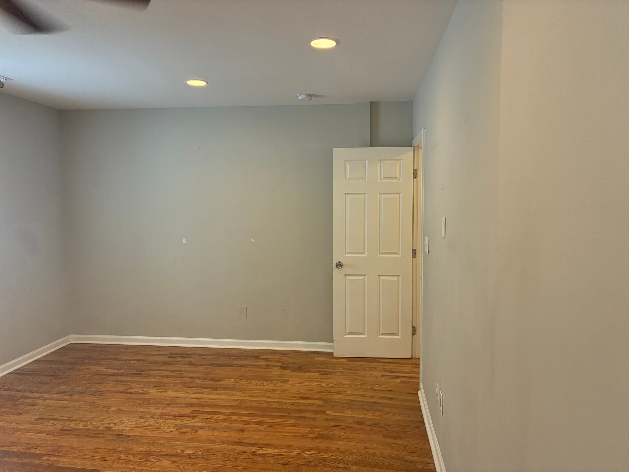 Building Photo - Room in House on Mayson Turner Rd NW