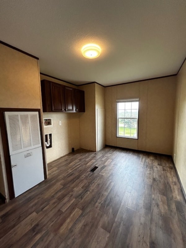 Building Photo - 216 Straightaway Ln