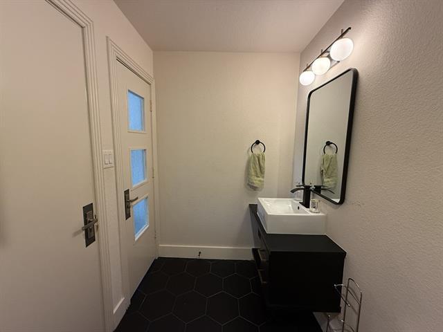 Building Photo - 1323 St Joseph St