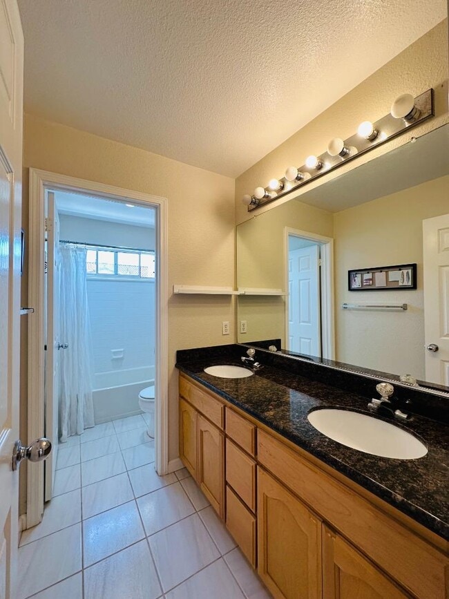 Building Photo - 34117 Songbird Terrace