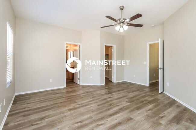 Building Photo - 4 Bedroom Pet-Friendly Home in MESA, AZ with Main Street Renewal