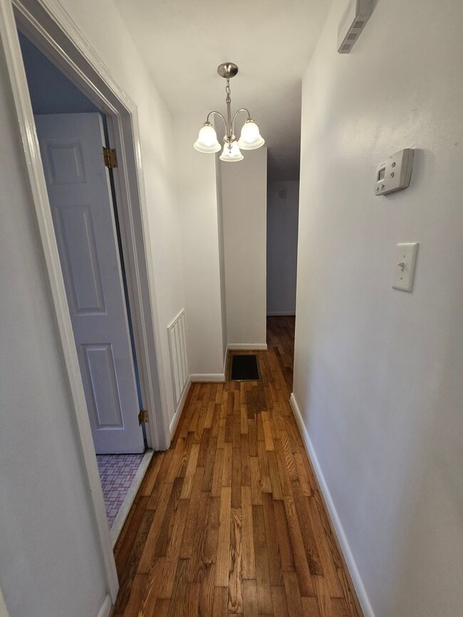 Building Photo - 3120 Phillies Cir