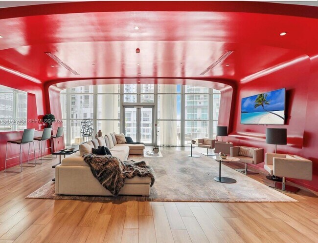 Building Photo - 1100 S Miami Ave