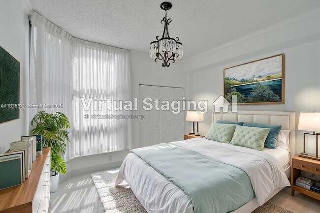 Building Photo - 3500 Mystic Pointe Dr