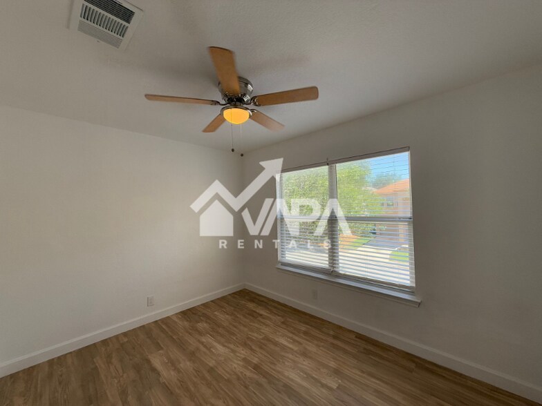 Building Photo - 10135 Ranger Canyon