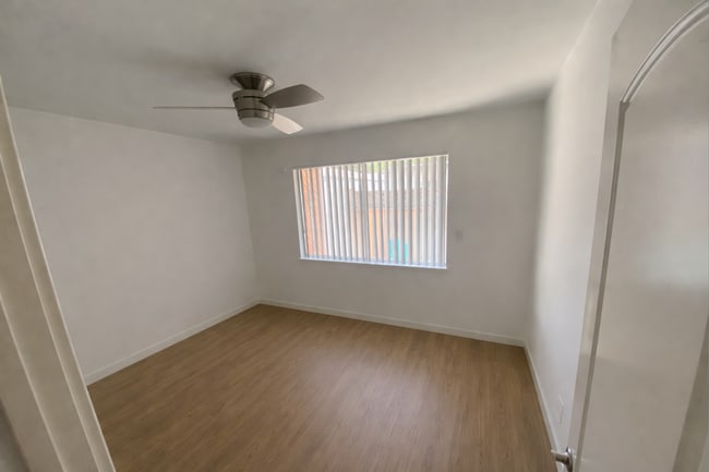 Building Photo - 2 Bedroom + 1 Bathroom Condo | Hueneme Bay | 55+ Community | Unfurnished