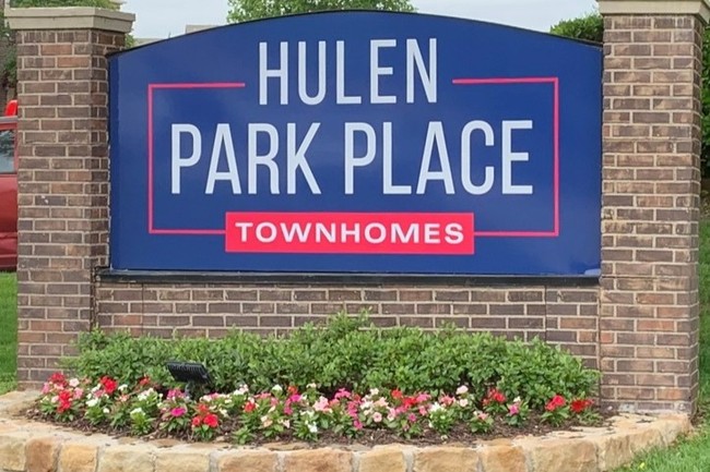 Primary Photo - Hulen Park Place Townhomes