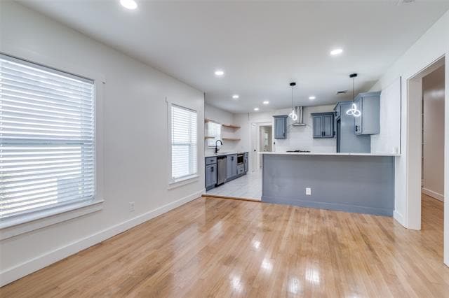 Building Photo - 6331 Military Pkwy