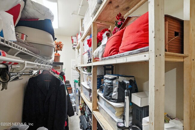 Building Photo - 4300 S Beach Pkwy