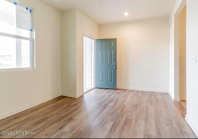 Building Photo - 1900 Cherry Glen Dr