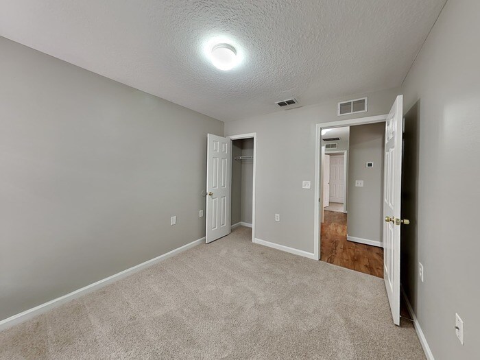 Building Photo - 8172 Oden Ave