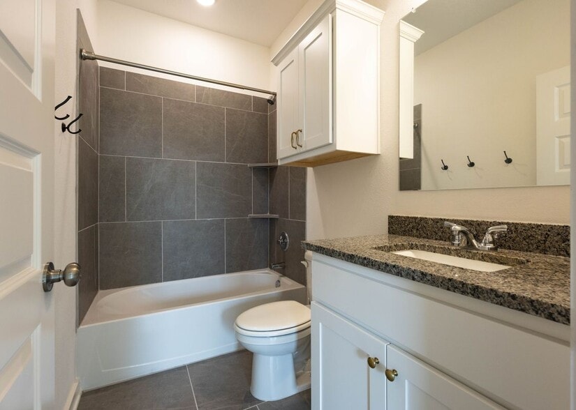 Building Photo - 2206 Hall of Fame Ct