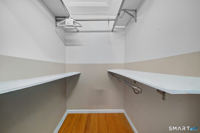 Building Photo - 60 Hawthorne St