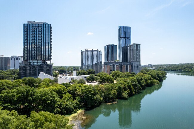 Building Photo - DOWNTOWN AUSTIN CONDO ON RAINEY STREET!! 1 BEDROOM 1 BATH - FULLY FURNISHED