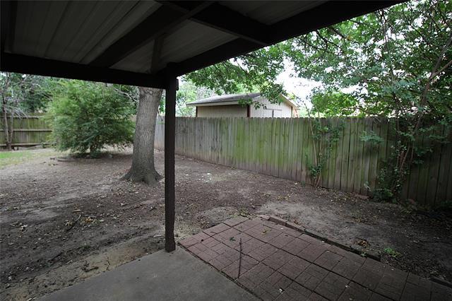 Building Photo - 4744 Meadow Trail Dr