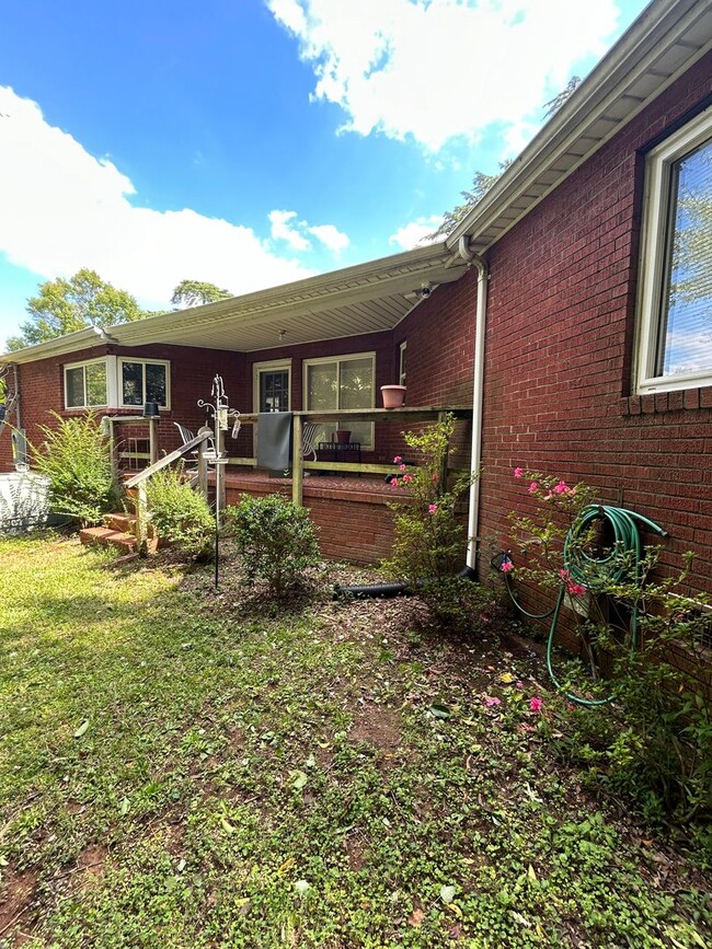 Building Photo - Rent to Own Opportunity!