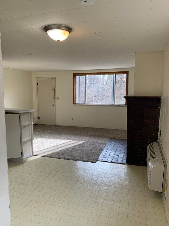 Building Photo - 316 Independence St