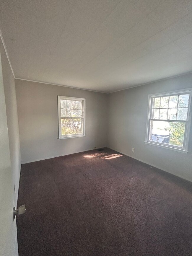 Building Photo - 4507 S Colonial Ave