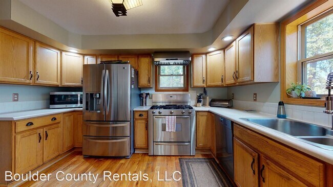 Building Photo - 4 br, 2 bath House - 10 Shoshoni Way