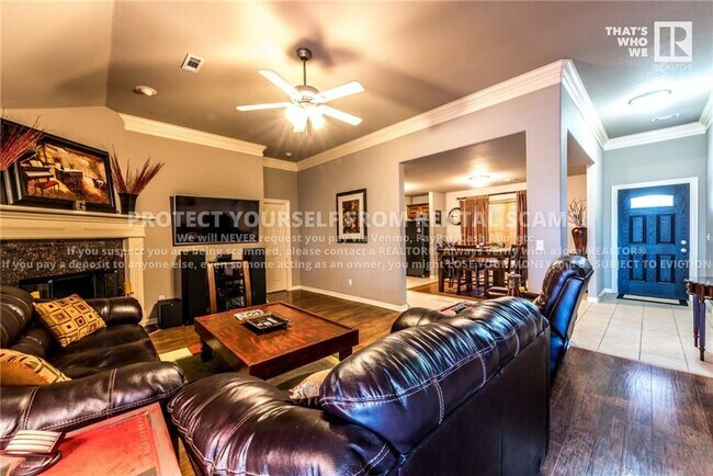Building Photo - 3522 W Clearwood Dr
