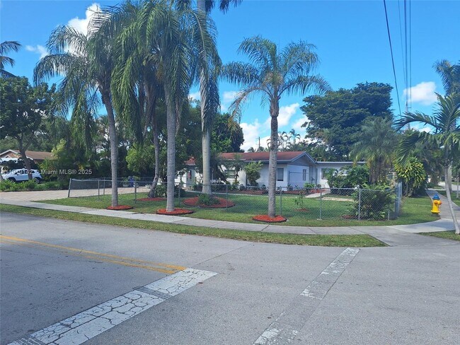 Primary Photo - 2199 NE 182nd St