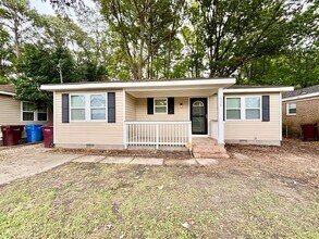 Building Photo - Charming 3-Bedroom Ranch in Chesapeake