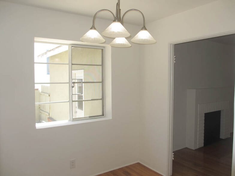 Dining room - 3244 Selby Ave