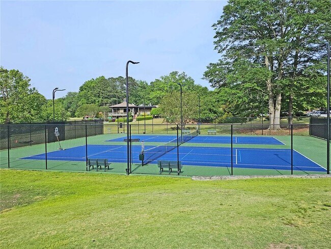 Building Photo - 38 La Rue Pl NW