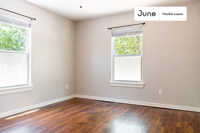 Building Photo - 1001 Gullett Street