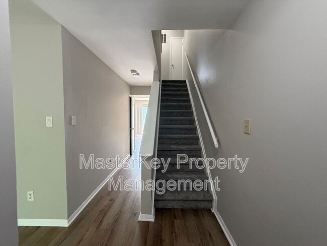 Building Photo - 1273 Teakwood Pl