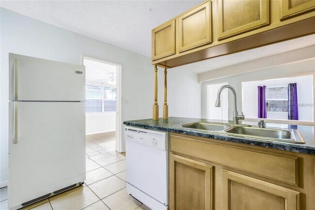 Building Photo - 107 Garrison Dr