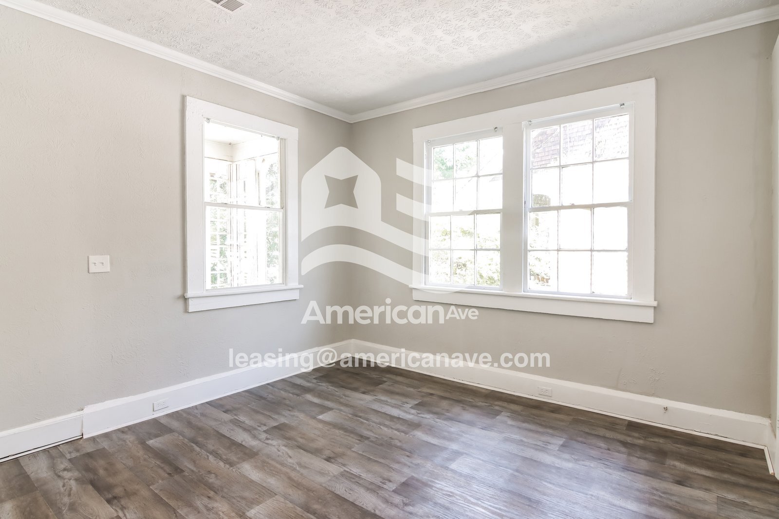 Building Photo - 8 Beechwood Heights