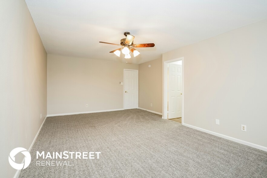 Building Photo - 1146 Freemont Ln