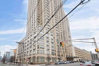 Building Photo - 88 Morgan St