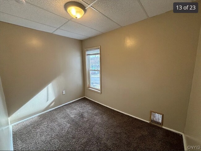 Building Photo - 201 E Glen Ave