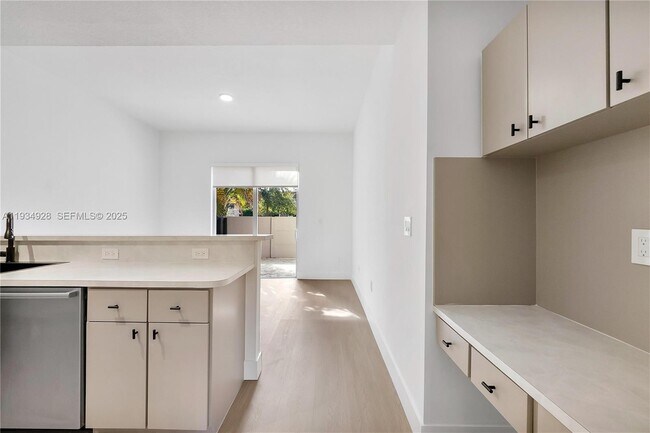 Building Photo - 8354 NW 142nd St