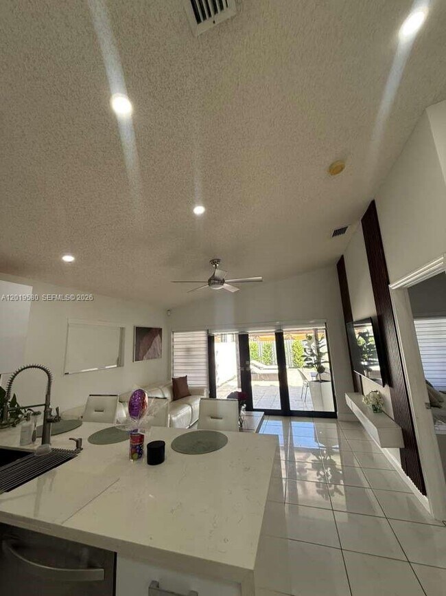 Building Photo - 13818 SW 157th Terrace